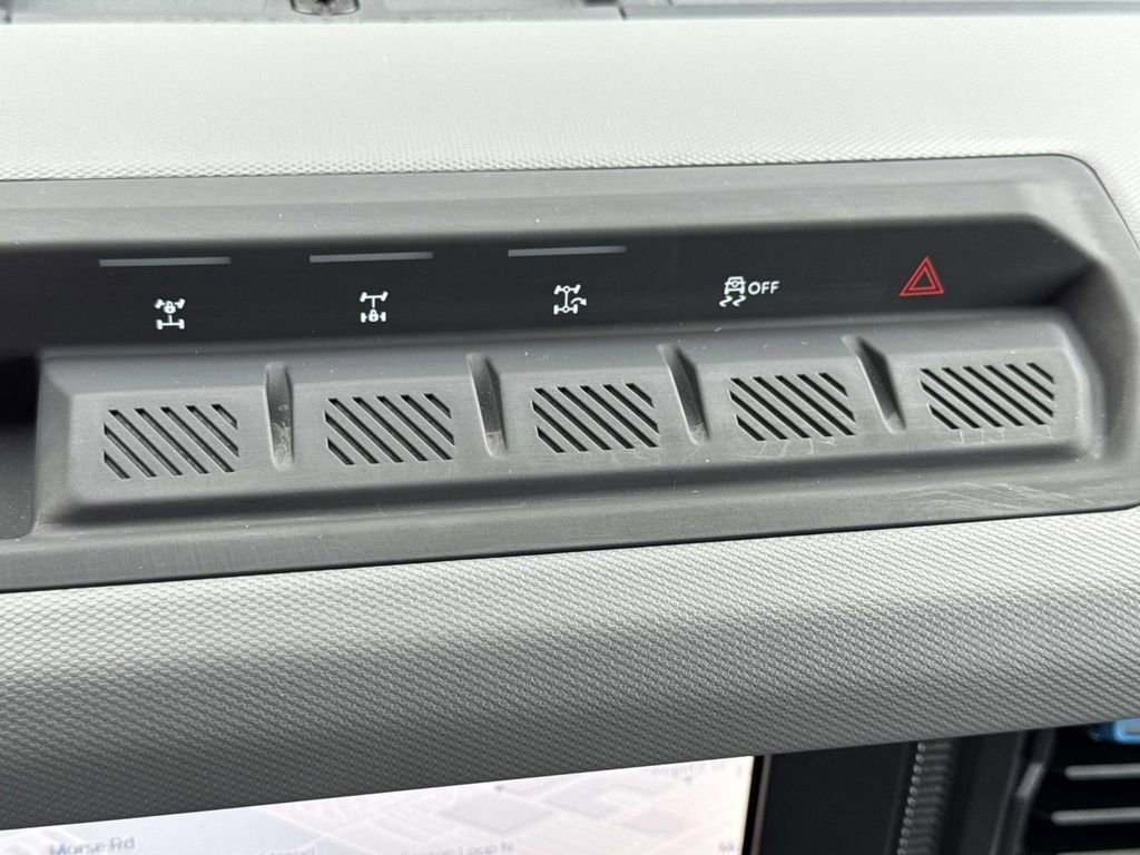 Used 2022 Ford Bronco Black Diamond w/ Sasquatch Package AWD/4WD image 19