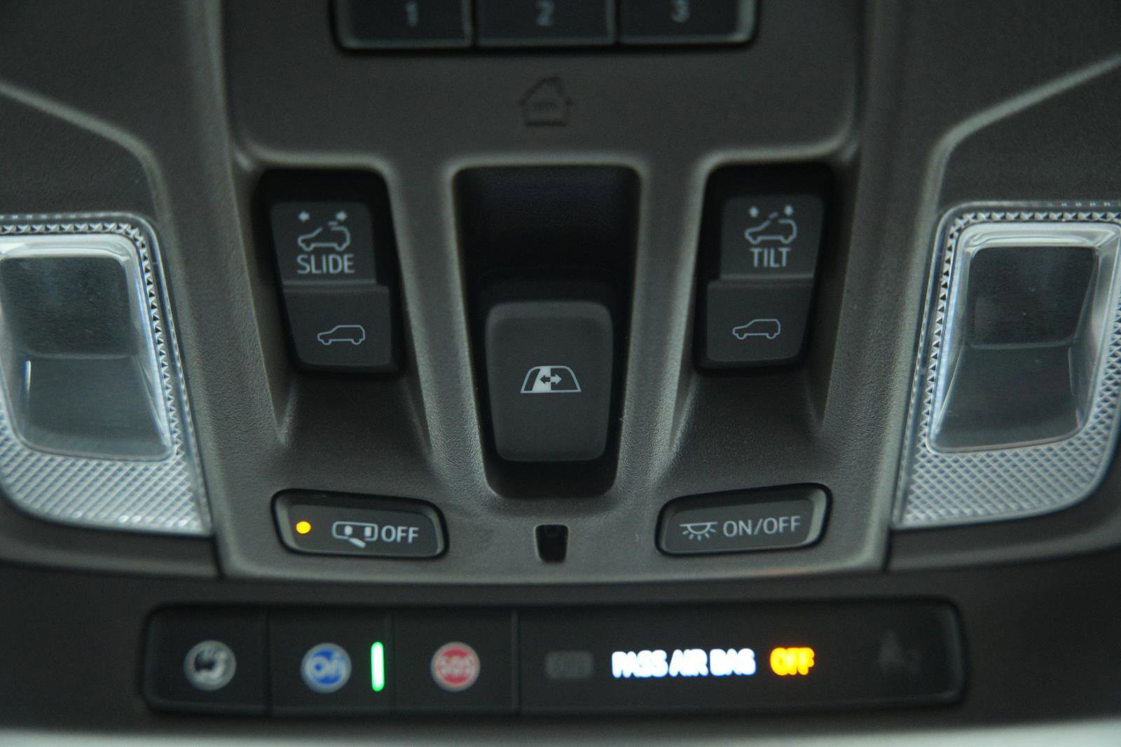 Used 2022 GMC Sierra 3500 Denali w/ Technology Package image 42