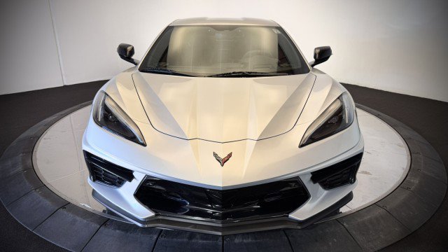 Used 2023 Chevrolet Corvette Stingray Premium Cpe w/ Z51 Performance Package image 19