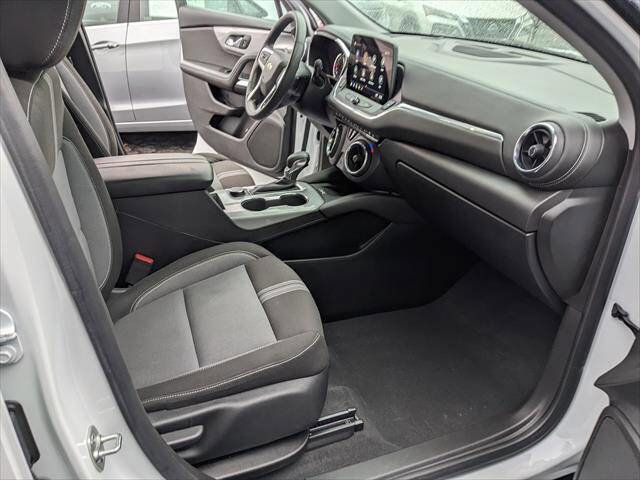 Used 2023 Chevrolet Blazer LT w/ Convenience Package image 17