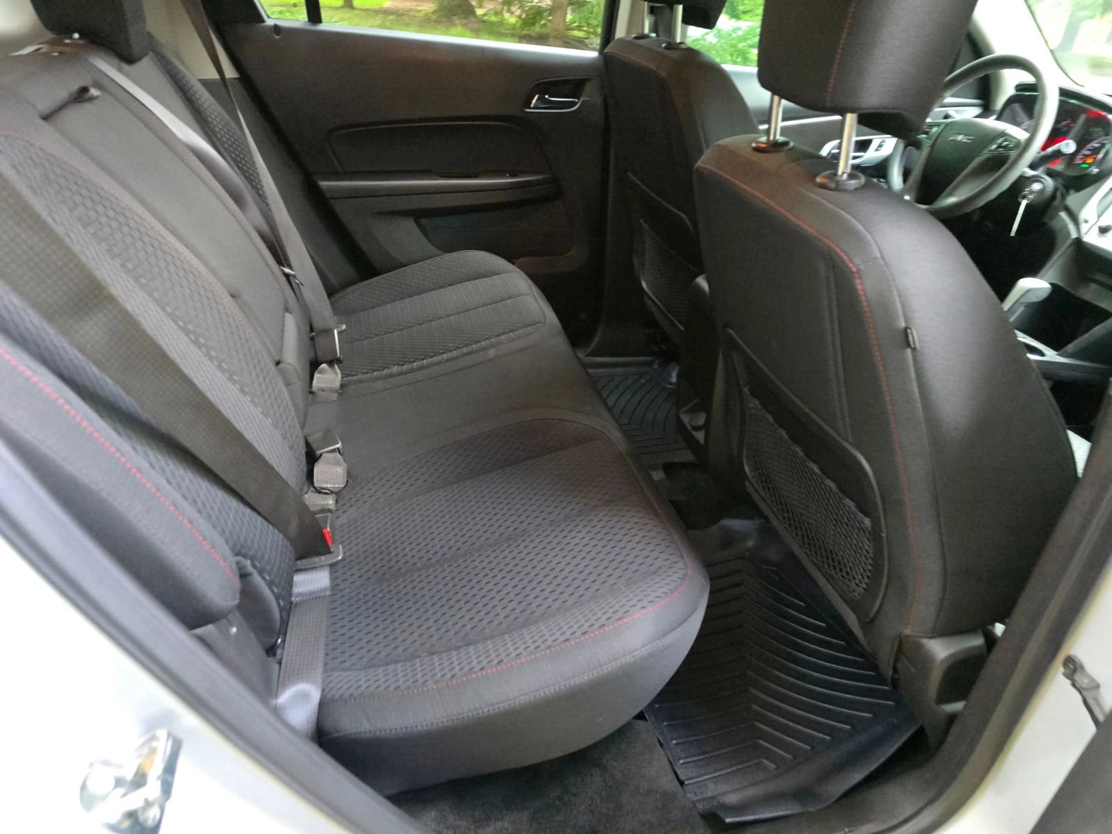 Used 2015 GMC Terrain SLE FWD image 14
