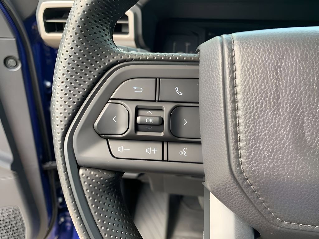 Used 2025 Toyota Tacoma SR5 image 21