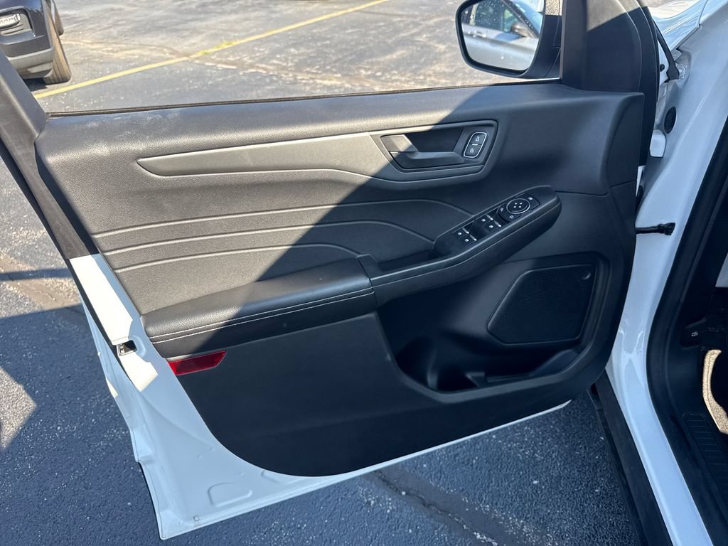 Used 2025 Ford Escape Active w/ Tech Pack #1 FWD image 23