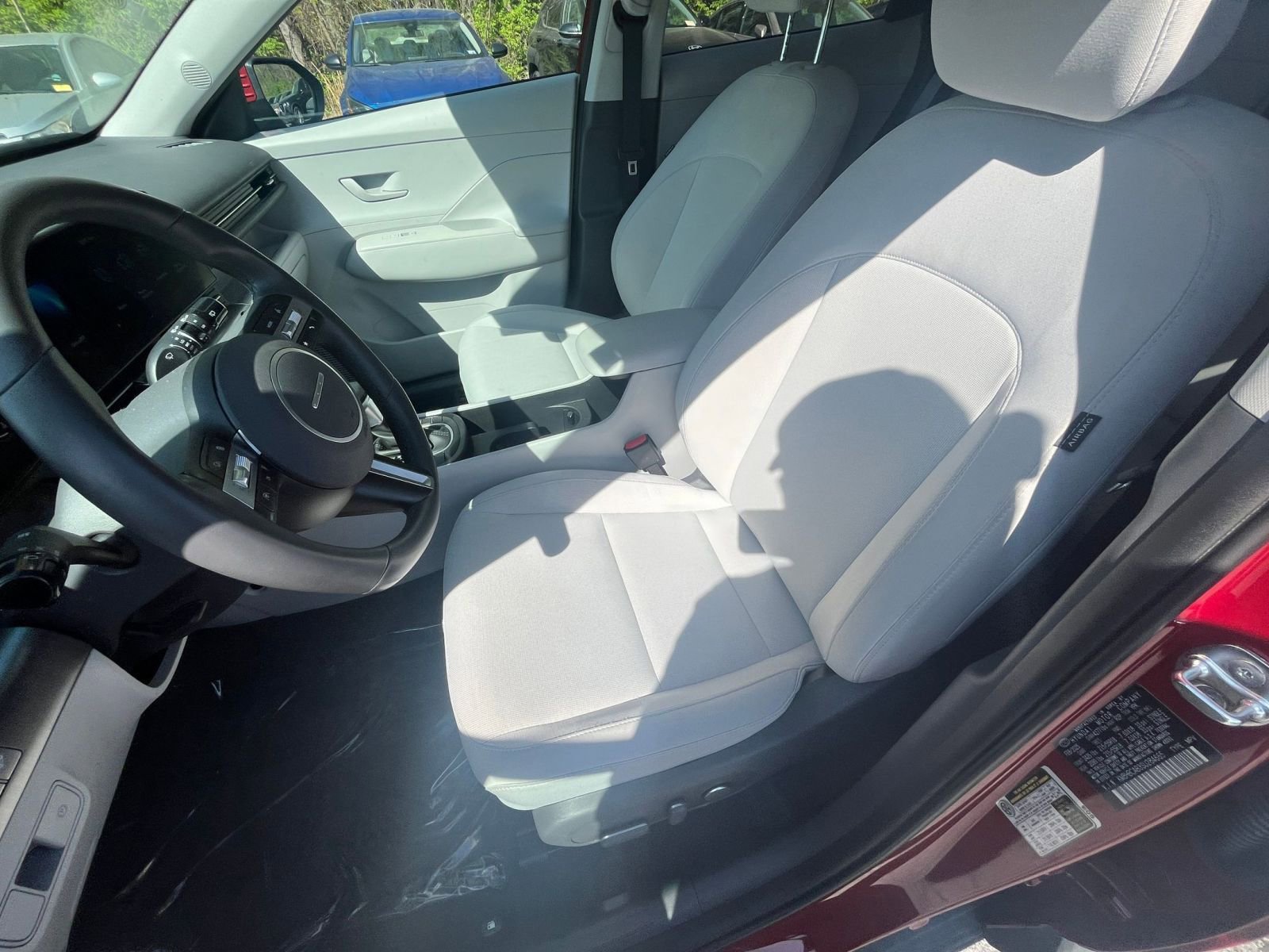 Used 2025 Hyundai Kona SEL image 31