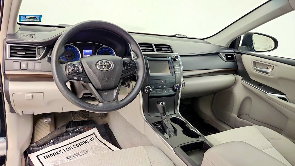 Used 2016 Toyota Camry FWD image 12