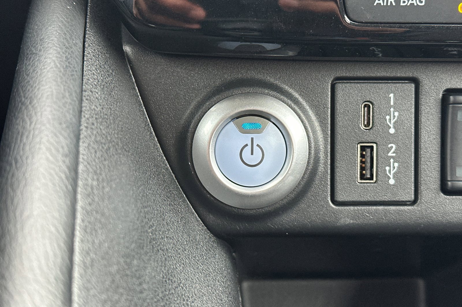 Certified 2024 Nissan Leaf SV Plus image 26