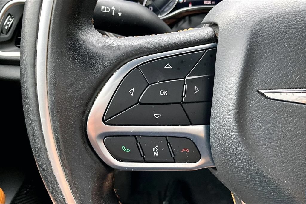 Used 2021 Chrysler Pacifica Pinnacle AWD/4WD image 11
