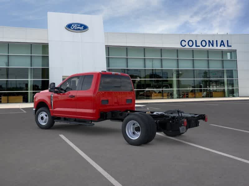New 2026 Ford F350 XL w/ XL Chrome Package image 4