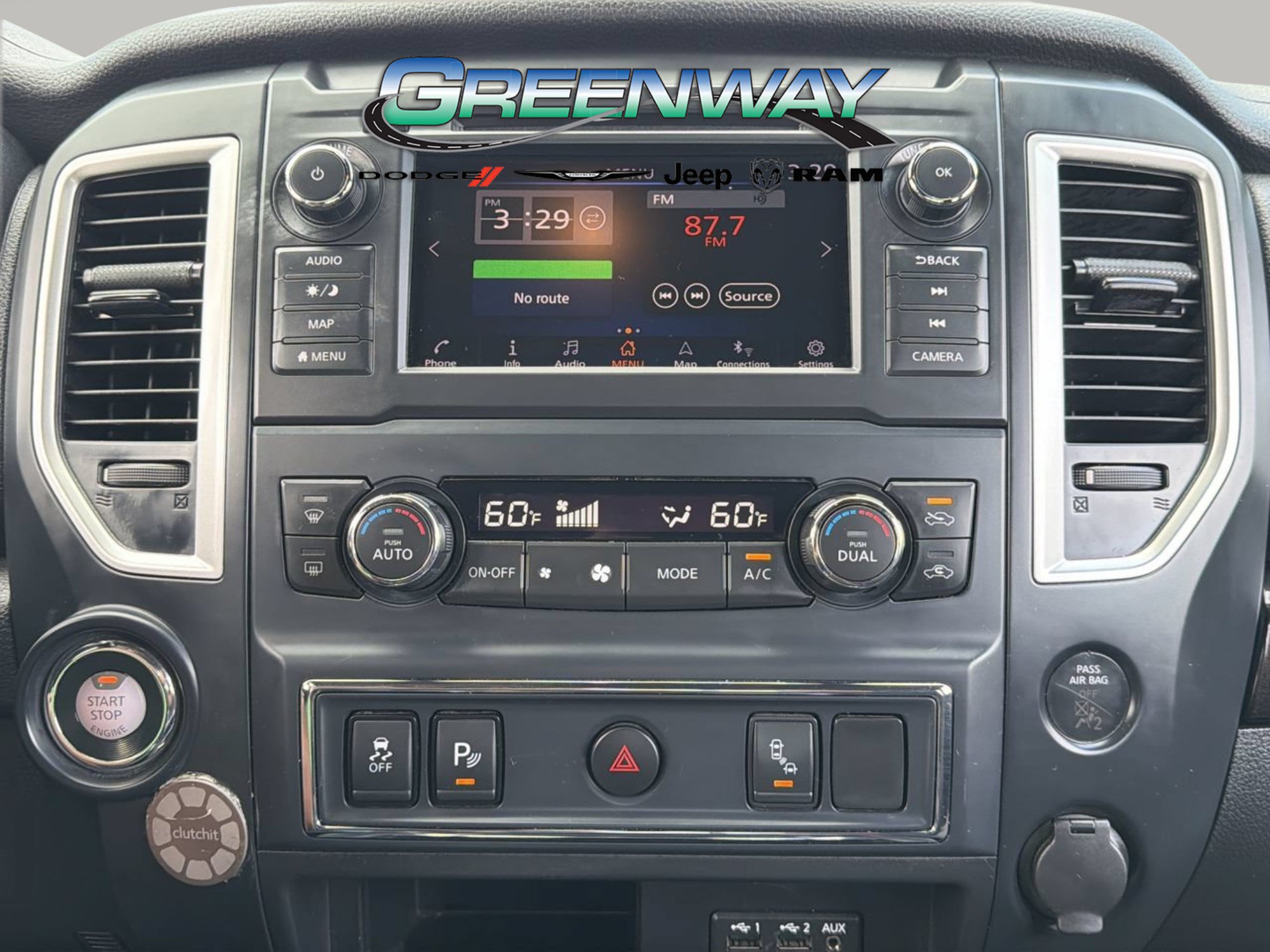 Used 2019 Nissan Titan SV w/ SV Convenience Package RWD image 20