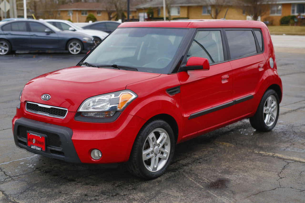 Used 2010 Kia Soul + w/ Audio Pkg image 3
