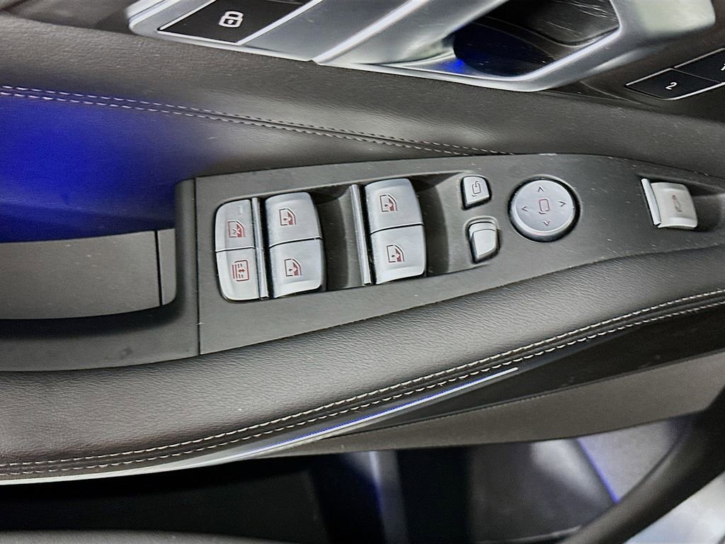 Used 2024 BMW X7 xDrive40i w/ Executive Package image 23