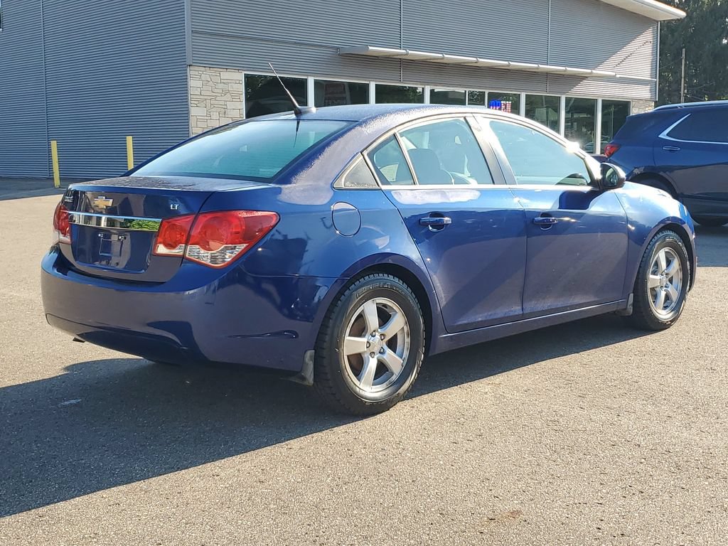 Used 2013 Chevrolet Cruze LT FWD image 4