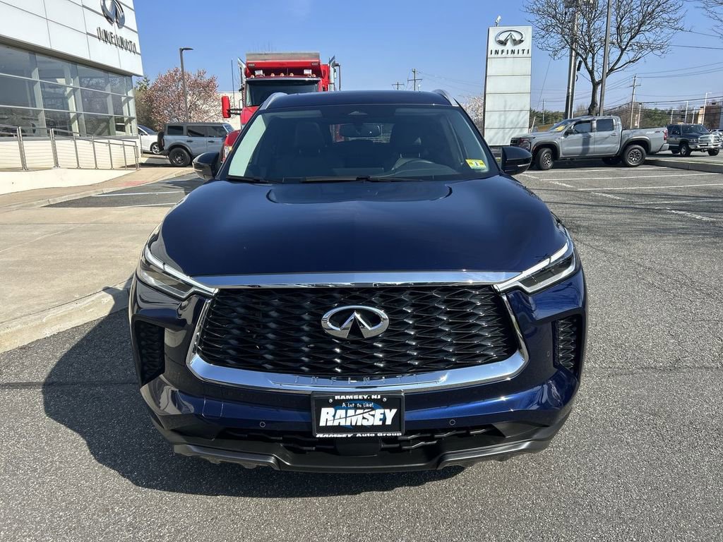 Certified 2022 INFINITI QX60 Luxe w/ Cargo Package image 3