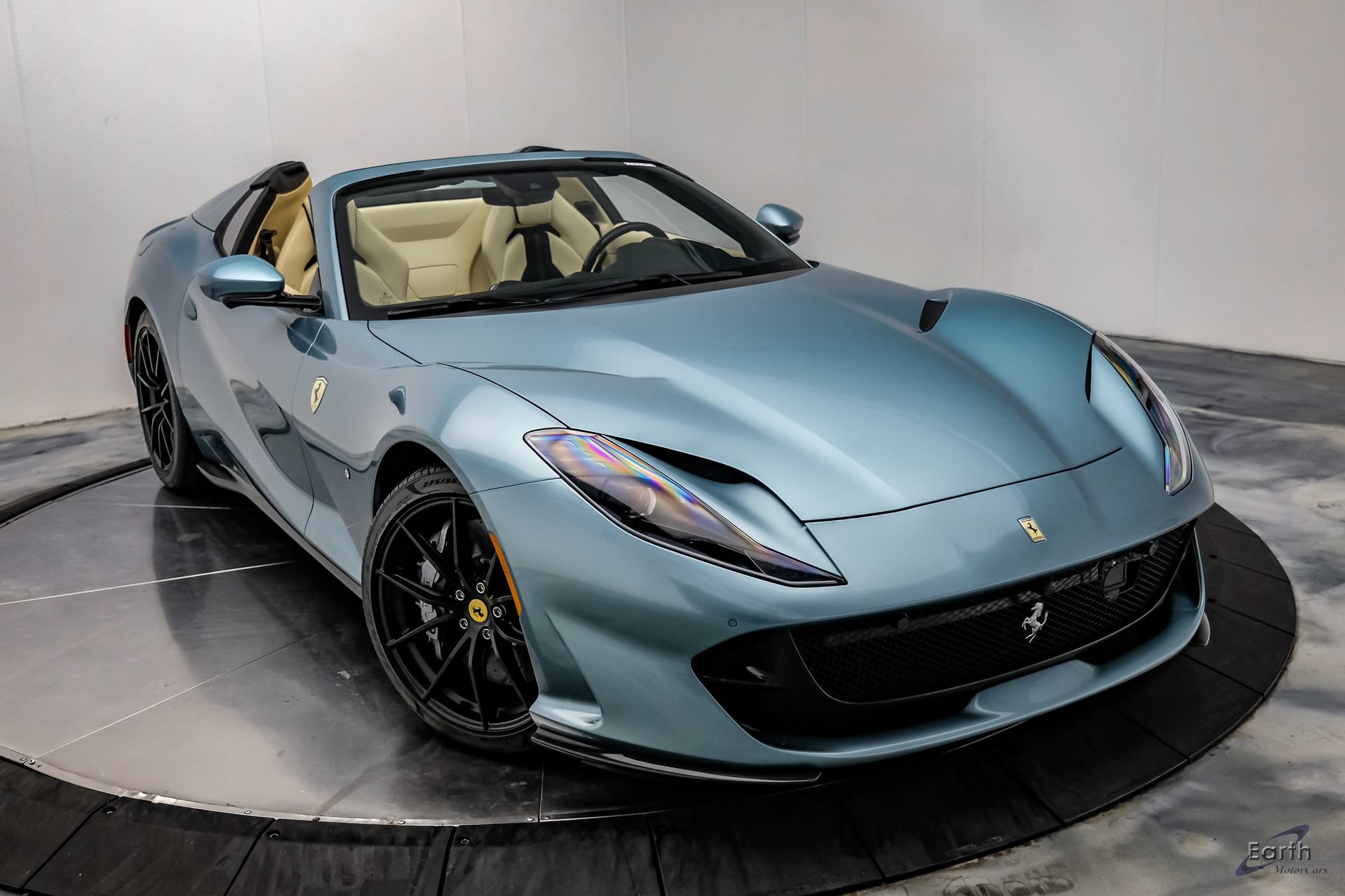Used 2023 Ferrari 812 GTS RWD image 31