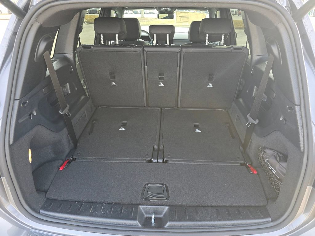 New 2026 Mercedes-Benz GLB 250 4MATIC image 18