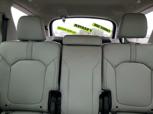 Used 2023 Honda Pilot Touring image 25