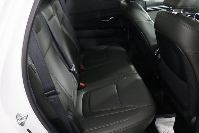 Used 2024 Hyundai Santa Cruz Limited image 23