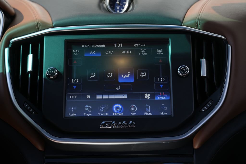 Used 2015 Maserati Ghibli S Q4 AWD/4WD image 41