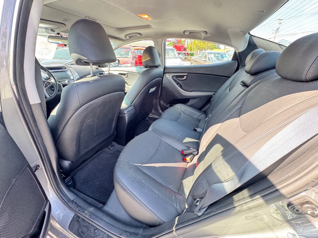 Used 2013 Hyundai Elantra Limited w/ Technology Pkg FWD image 7