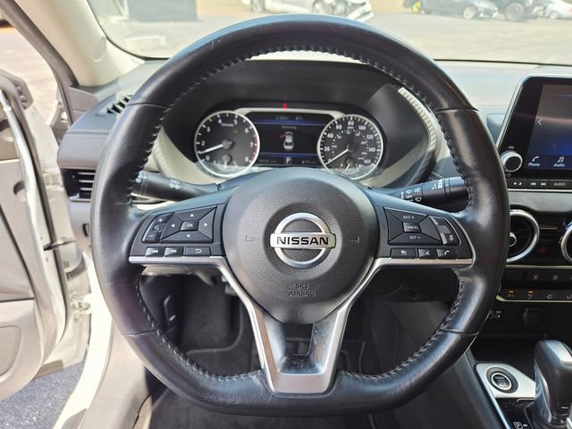 Used 2022 Nissan Sentra SV image 17