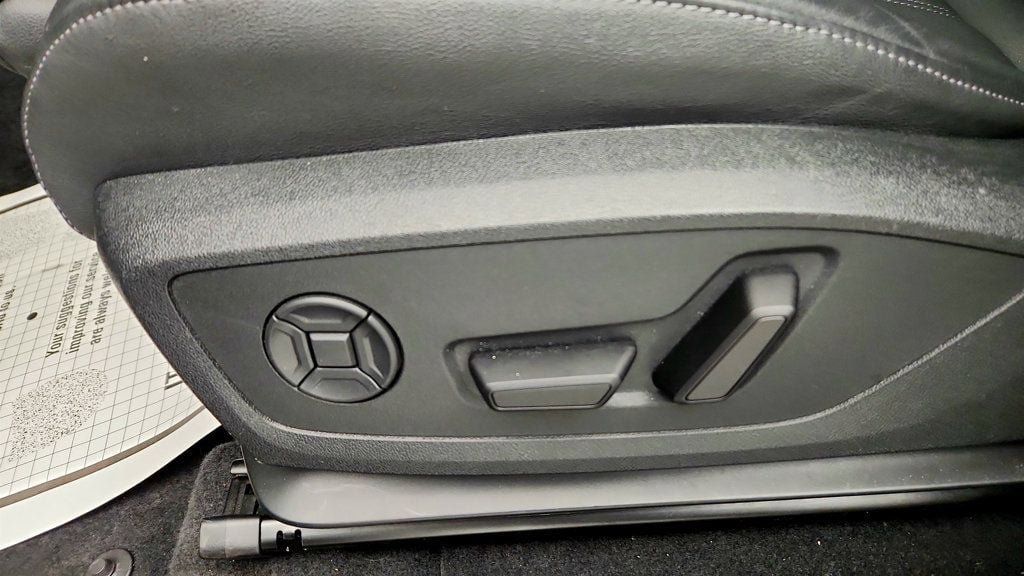 Used 2025 Audi Q6 e-tron Prestige w/ Black Warm Weather Package AWD/4WD image 11
