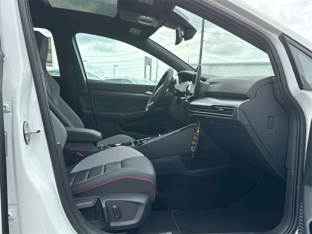 Certified 2025 Volkswagen GTI SE FWD image 16