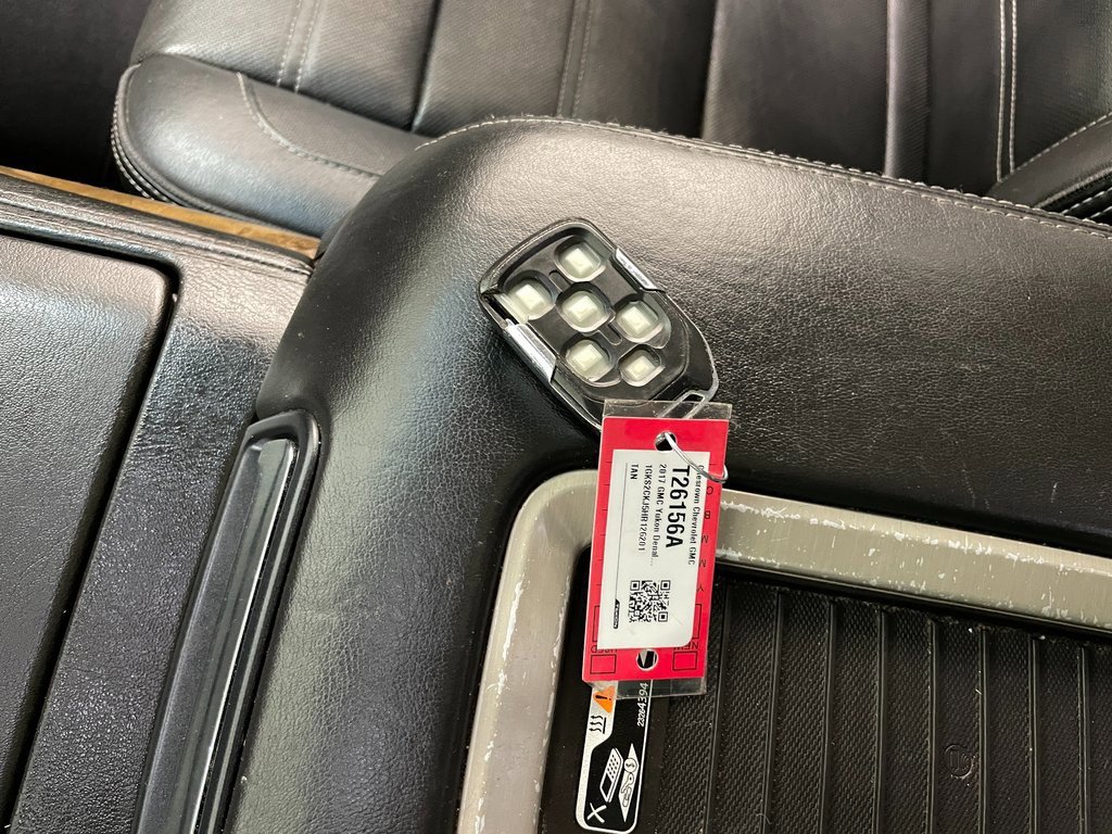 Used 2017 GMC Yukon Denali w/ Open Road Package image 10