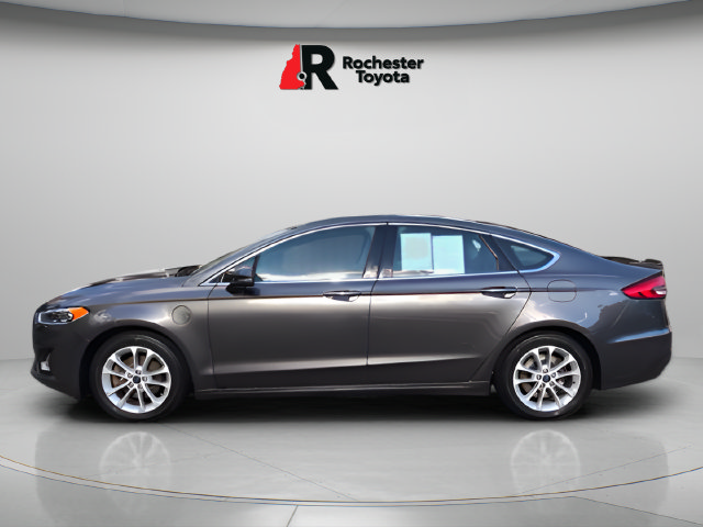 Used 2019 Ford Fusion Energi Titanium FWD image 4