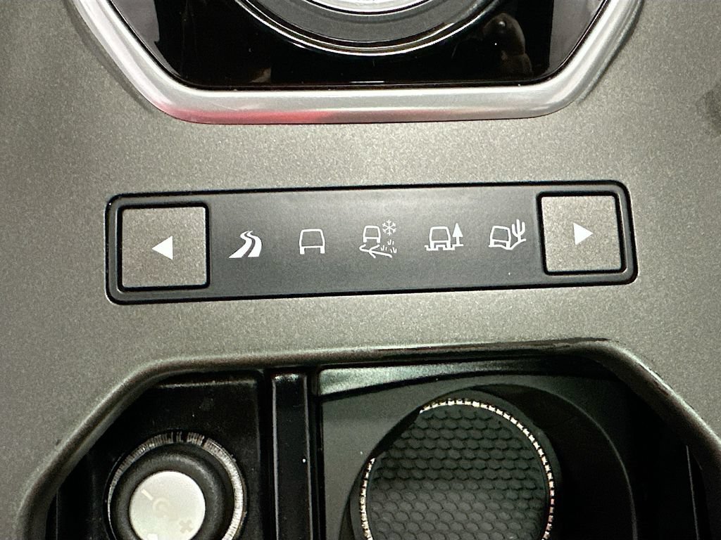Used 2018 Land Rover Range Rover Evoque HSE Dynamic AWD/4WD image 38