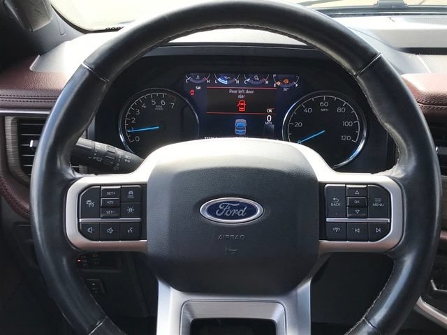 Used 2023 Ford Expedition Limited AWD/4WD image 8