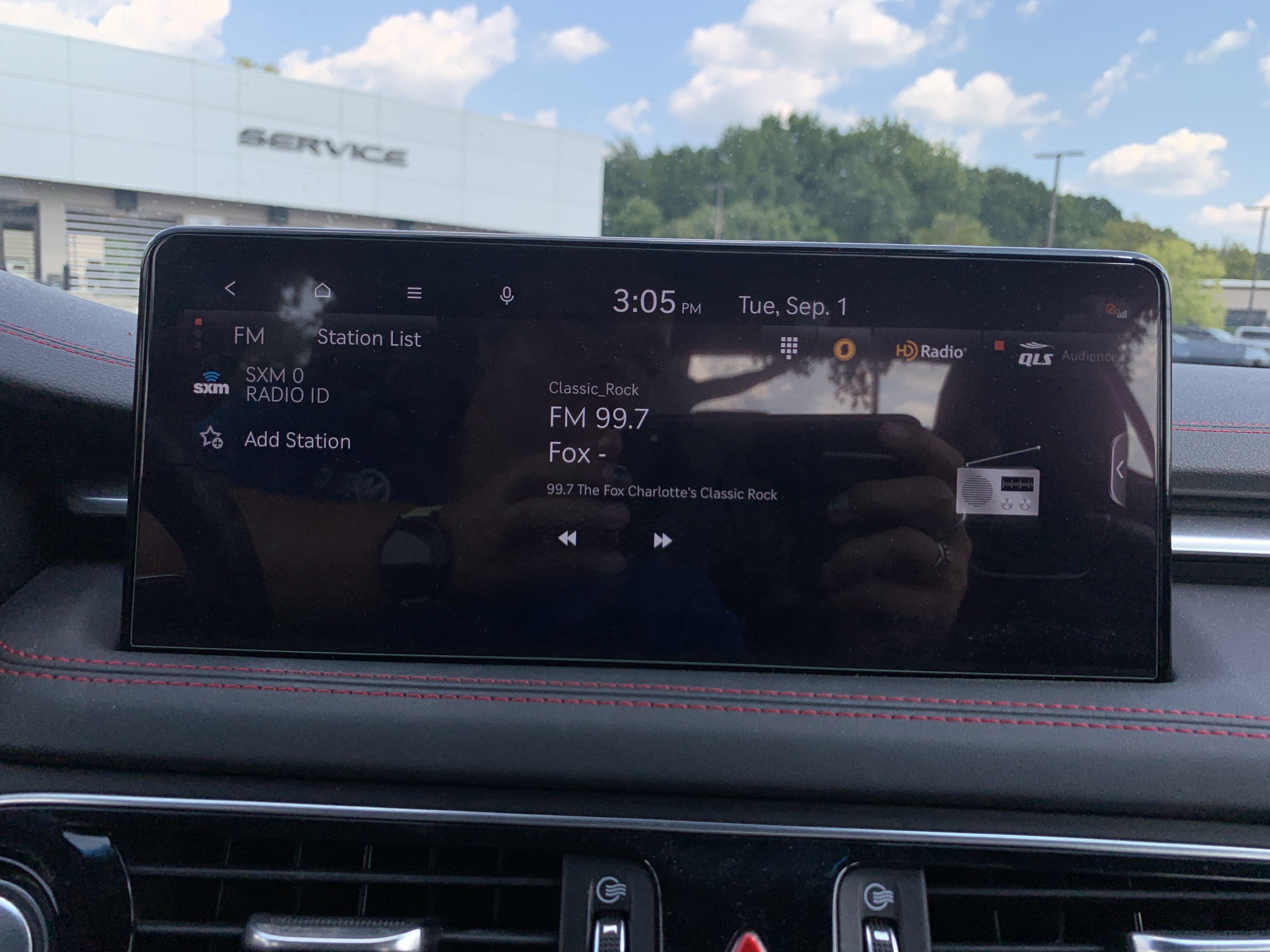 Used 2022 Genesis G70 3.3T w/ Sport Prestige Package AWD/4WD image 23