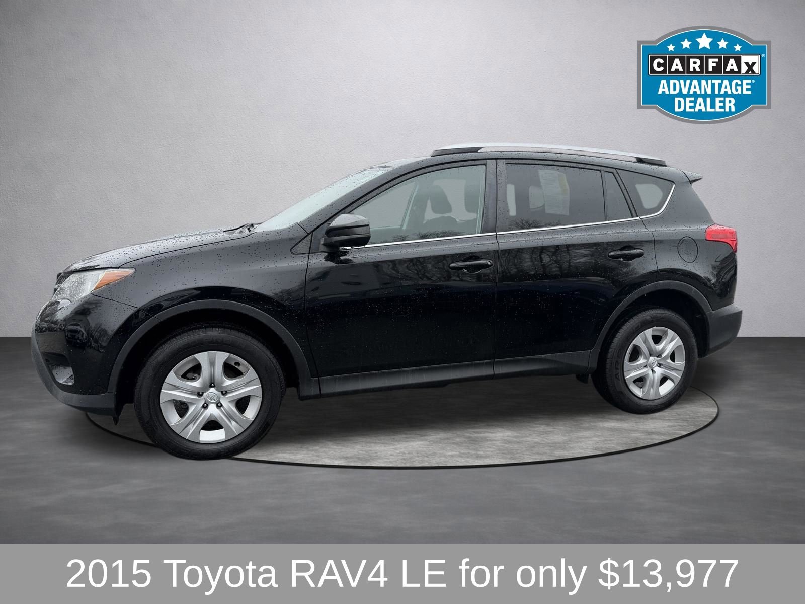 Used 2015 Toyota RAV4 LE image 8