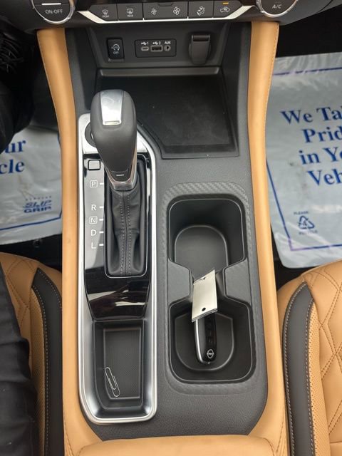 New 2025 Nissan Sentra SV w/ SV Premium Package image 21