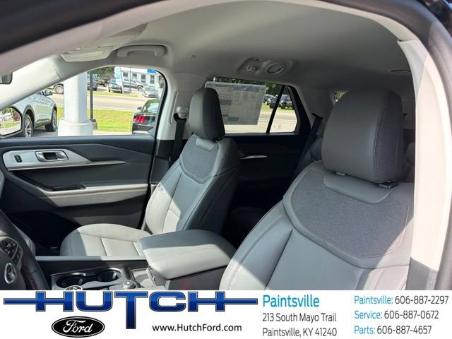 New 2026 Ford Explorer Active w/ Active Comfort Package AWD/4WD image 11