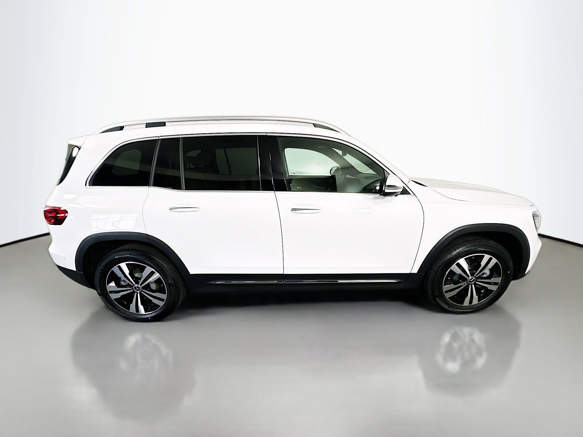 New 2026 Mercedes-Benz GLB 250 4MATIC image 8