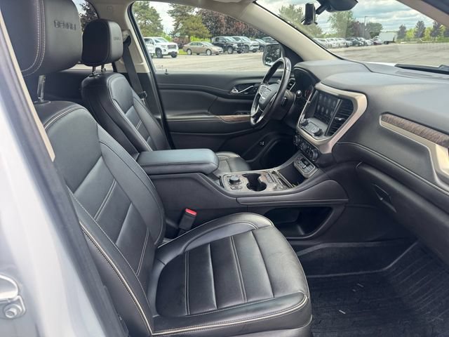 Certified 2021 GMC Acadia Denali w/ Denali Ultimate Package AWD/4WD image 17