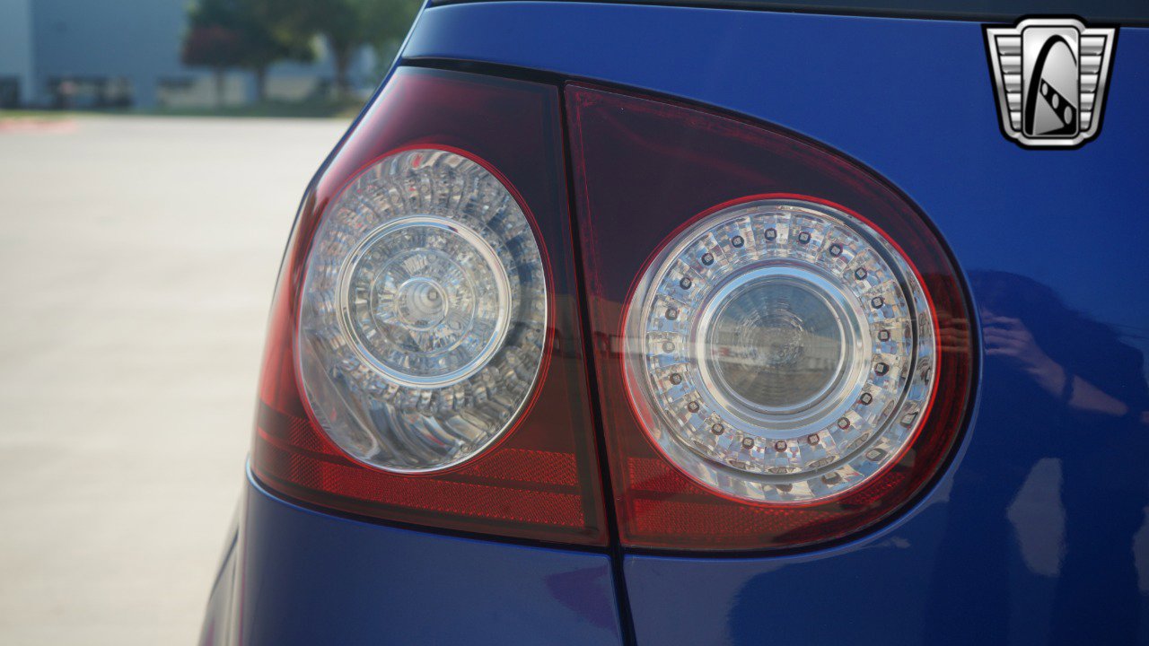 Used 2008 Volkswagen R32 image 13