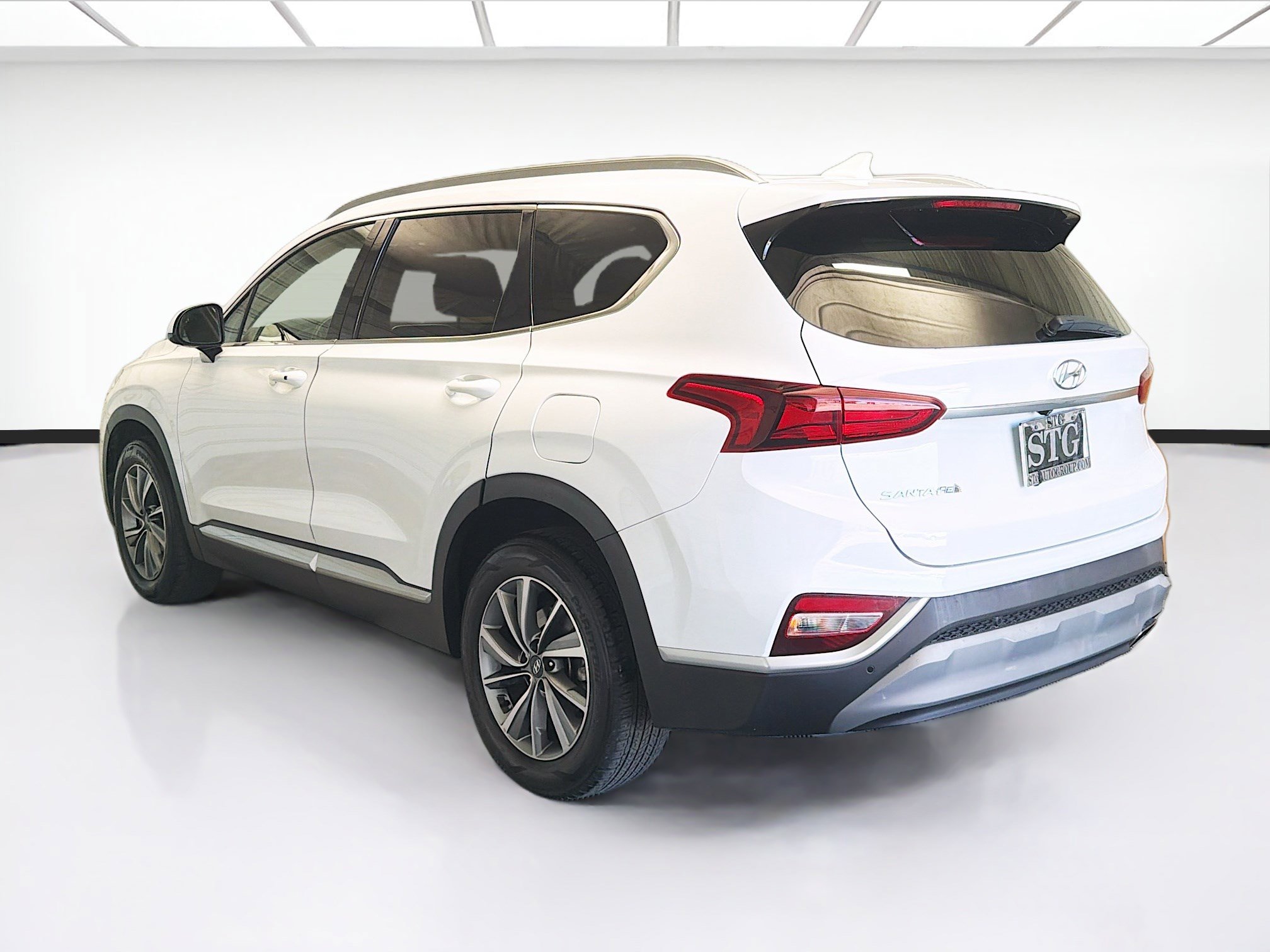Used 2019 Hyundai Santa Fe SEL image 6
