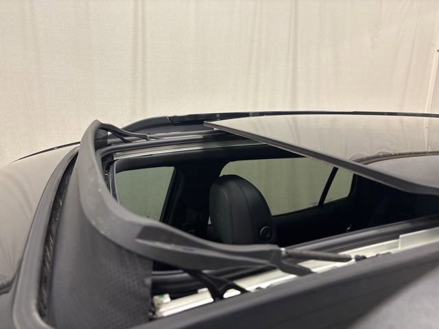 Used 2026 GMC Terrain AT4 w/ Technology Package II image 4