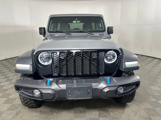 Used 2023 Jeep Wrangler Unlimited w/ Sun & Screen Package image 8
