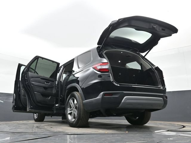 Used 2025 Honda Pilot EX-L image 50