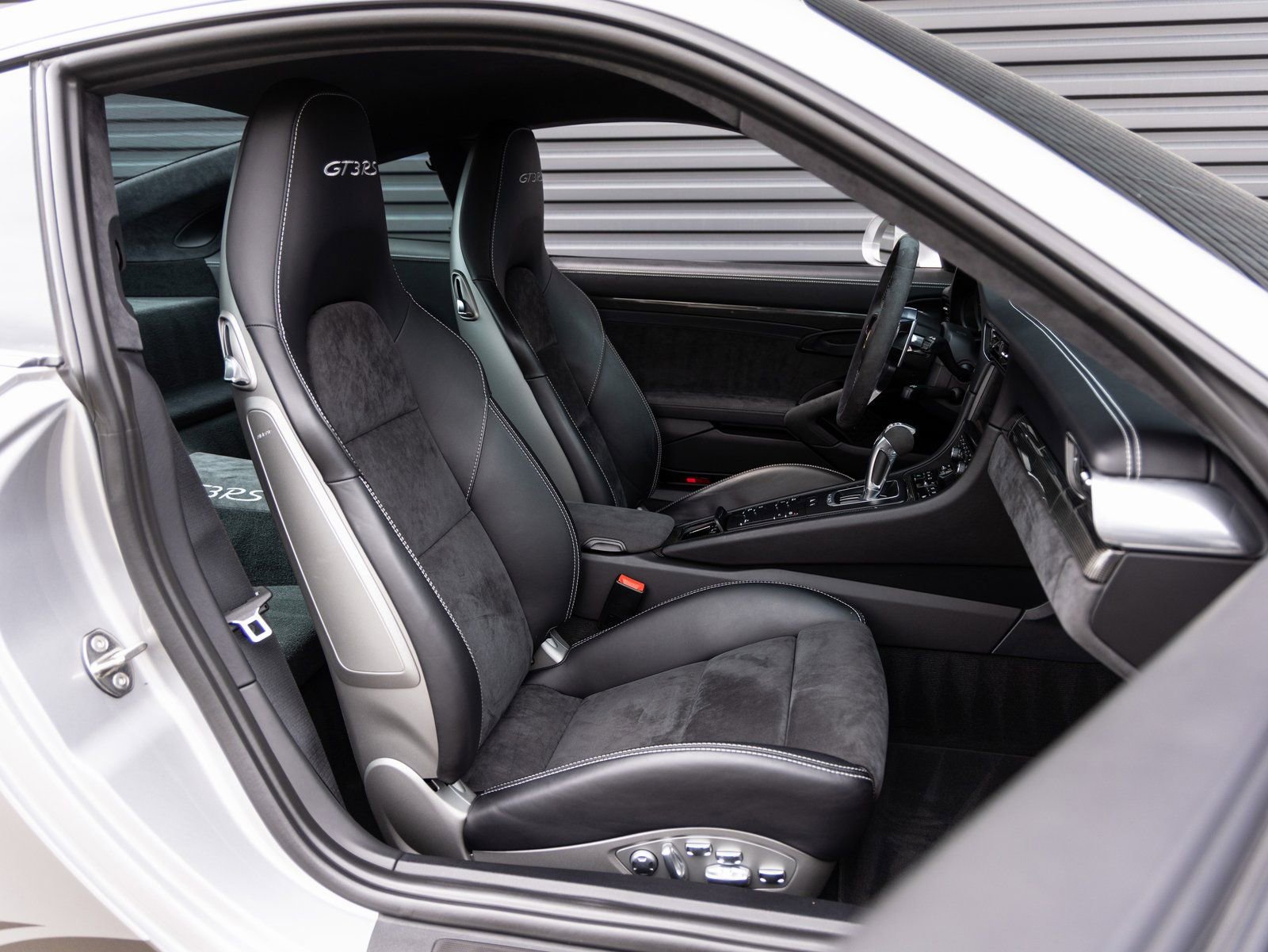 Certified 2016 Porsche 911 GT3 RS image 29