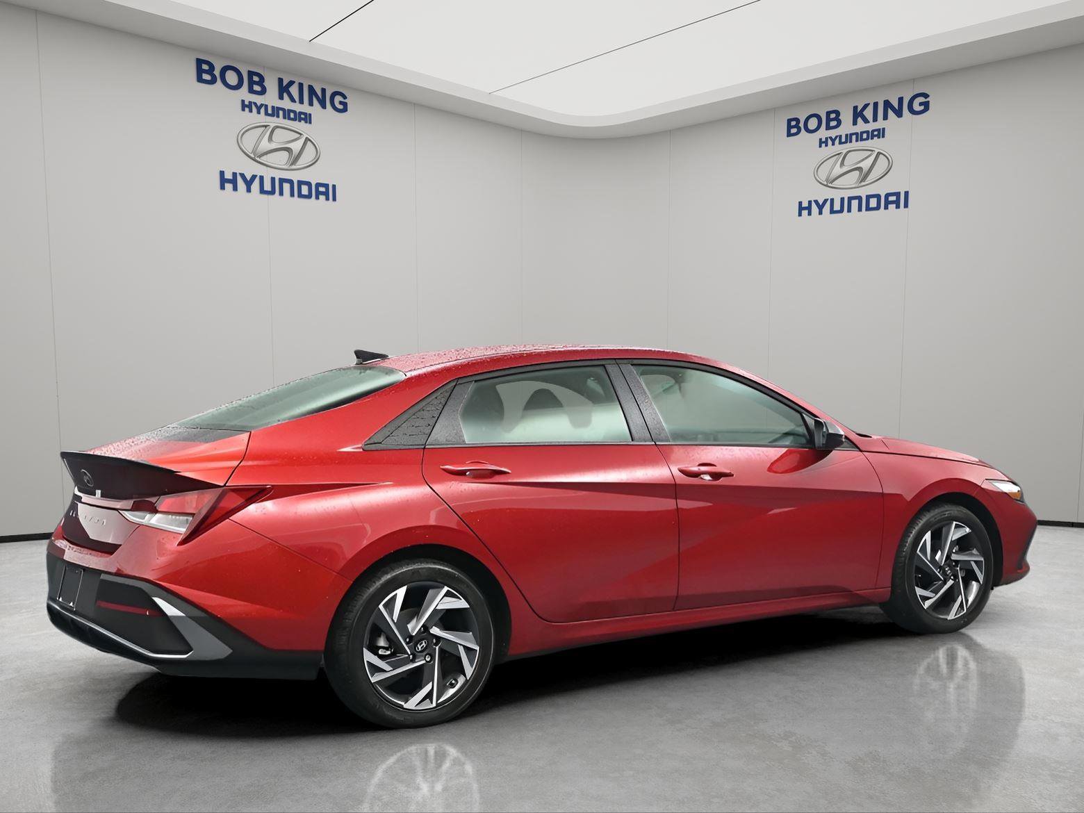 Certified 2025 Hyundai Elantra Sport image 4