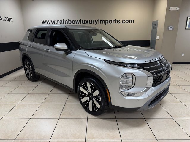 New 2025 Mitsubishi Outlander SE