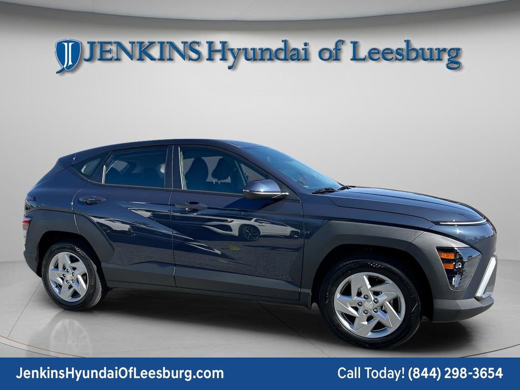 New 2026 Hyundai Kona SE image 2