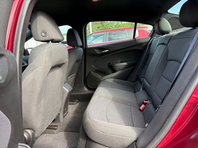 Used 2017 Chevrolet Cruze LT w/ RS Package FWD image 15