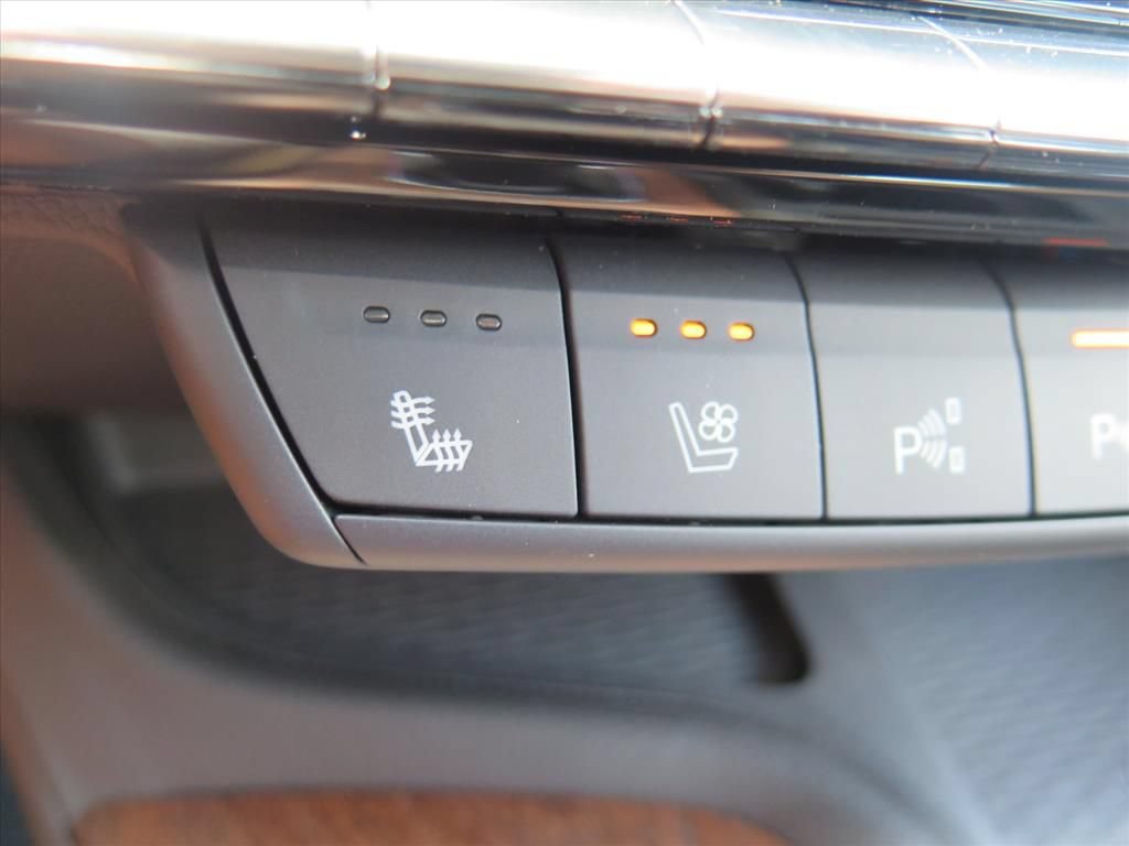 New 2026 Cadillac CT5 Premium Luxury w/ Technology Package RWD image 16