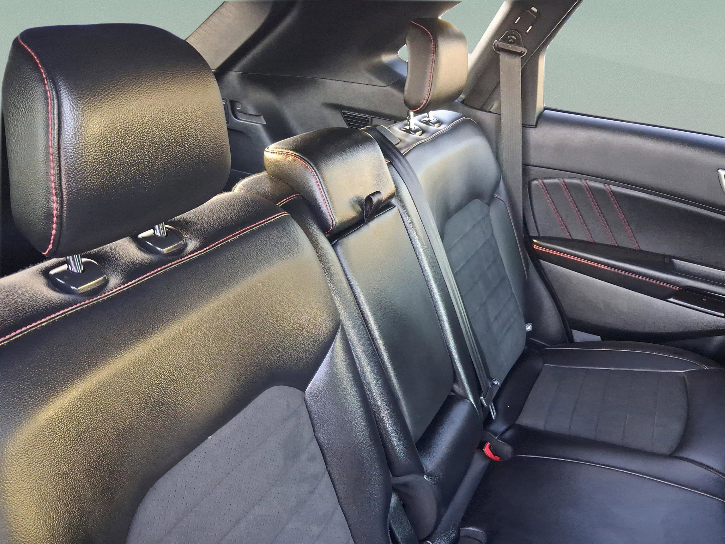 Used 2022 Ford Edge ST-Line AWD/4WD image 30