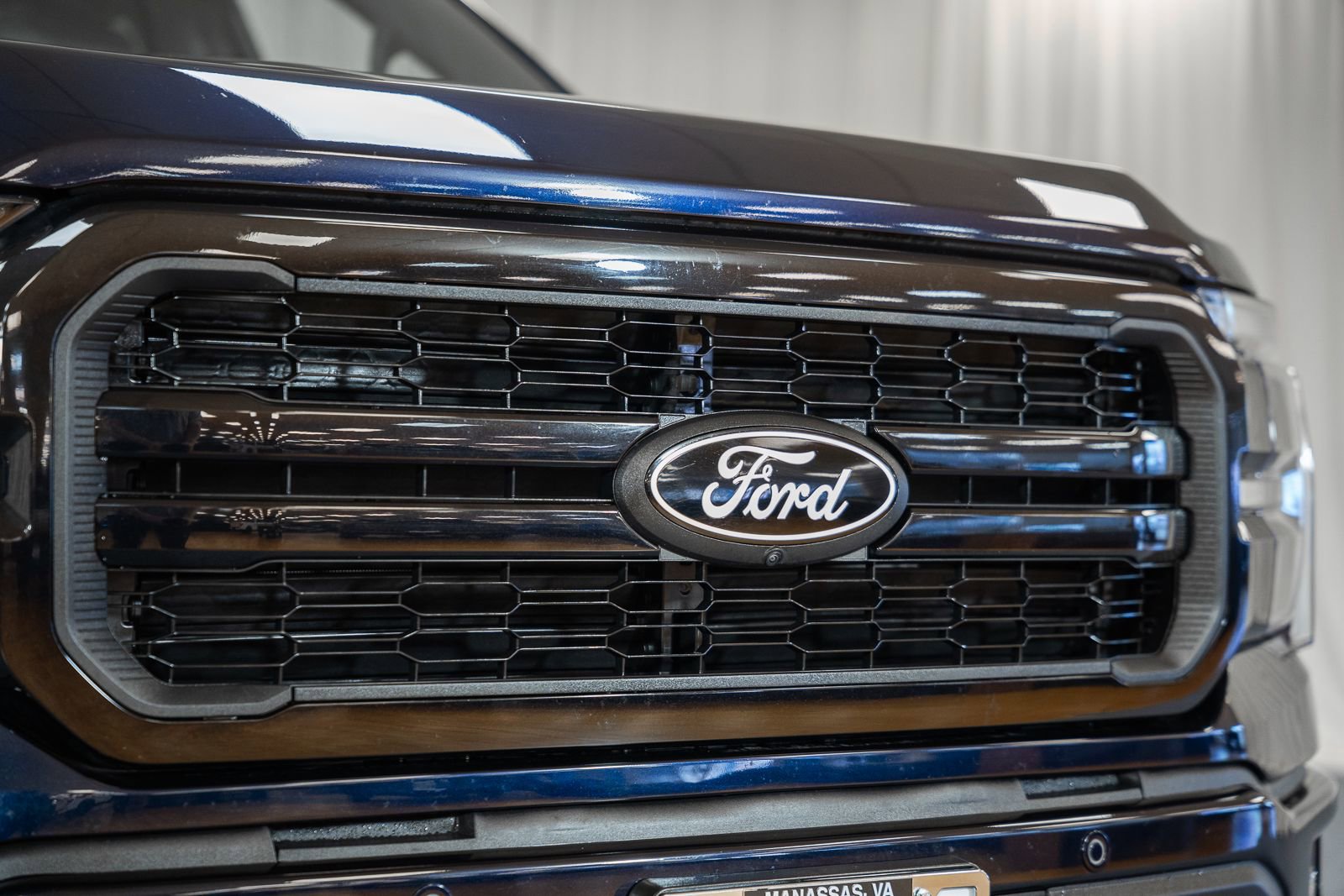 Used 2024 Ford F150 Lariat w/ Equipment Group 502A High image 7