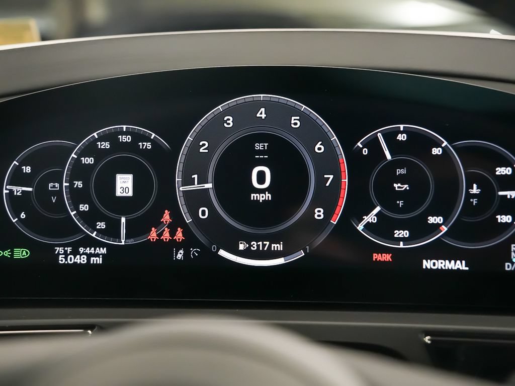Certified 2026 Porsche Cayenne Coupe AWD/4WD image 21